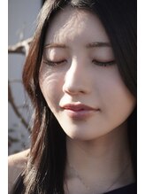 リーナ(r:na)/エクステで伏し目も可愛いく♪