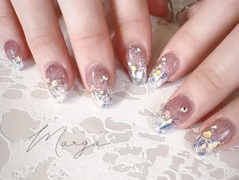 メイジーネイル(Maisie Nail)/ホロ×フラッシュネイル