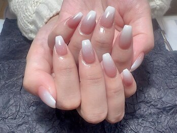 センシー ネイル スタジオ(Sensy Nail Studio)/上品なベイビーブーマー