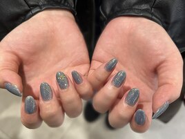 ラメネイルにリボンパーツ♪