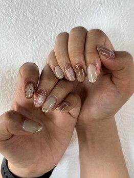 ラブネイルプラス(LOVE NAIL+)の写真/お仕事が忙しいOLさん必見！バービーラッシュは嬉しい22時までの営業なので、お仕事帰りに気軽に寄れます♪