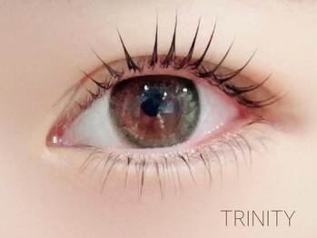 トリニティー(TRINITY)の写真/【新規★上パリジェンヌorまつげカール¥7000→¥6000】下向きまつげの印象が変わる♪美しく可愛く&持続力UP!