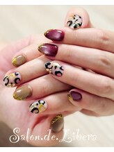 サロンドゥリベラ(Salon.de.Libera)/