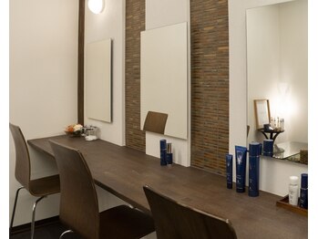 ハートアンドボディ 烏丸店(Heart&Body)/メイクスペース