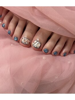 リリーネイル(Lily nail)の写真/夏にオススメ☆フットネイルで足元を可愛く！足元のオシャレを楽しみませんか☆