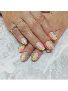 ルクシア(Luxia)/カラフルニュアンスネイル☆