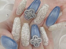 ハニービービー(Honey Bee Bee)/ブルーマグネット