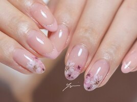 手描きフラワーフレンチネイル