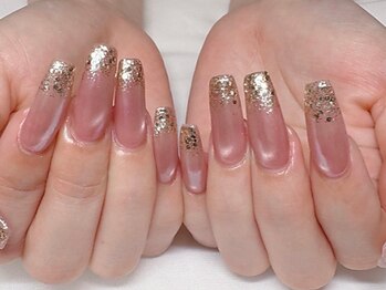 レアレアショップ(le'a le'a _s.)の写真/《パーツやデコも種類豊富☆》流行りのスカルプネイルがタイパ&コスパでかなう!お気軽にご来店ください!