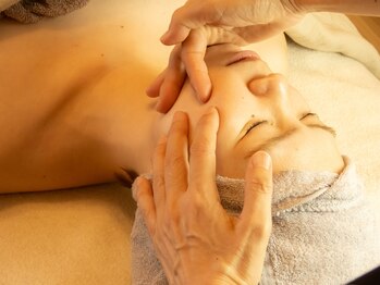 クレール/フェイシャルマッサージ