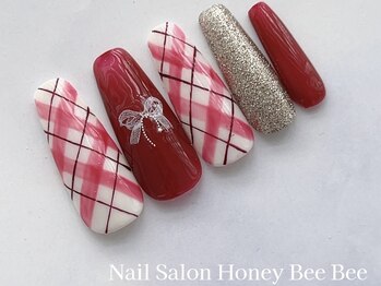 ハニービービー(Honey Bee Bee)/アーガイルチェックネイル