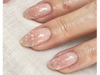 リブネイル(LiB nail)の写真/オフィスでも浮かない上品アートを楽しみたい大人の女性へ。肌映え設計であなたに似合うデザインをご提案♪