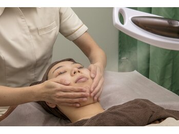 ビー 松本店(Be.. .)/光フェイシャルエステ