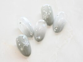 くすみカラー☆グリーンフレンチ