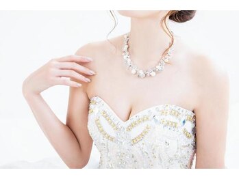 シェア(share)の写真/《ブライダルエステ◇40分1900円》気になる部分だけ通い放題可能◎美しいデコルテ/ボディラインを叶える♪
