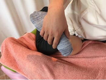 ほぐしのテッペン 阿佐谷店の写真/もみほぐしでは改善されない不調に!カイロプラクティックベースの背骨/骨盤調整が得意◎原因を根本改善!