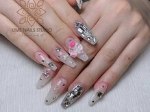 ウメネイルスタジオ(UME NAIL STUDIO)/* 長 さだしやり放題×つけ放題