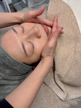 テン 仙台(10n.)の写真/２回目以降もリーズナブルに◎肌質カウンセリング＋施術￥4,000！毛穴ケア・シワたるみケアなどお任せ！