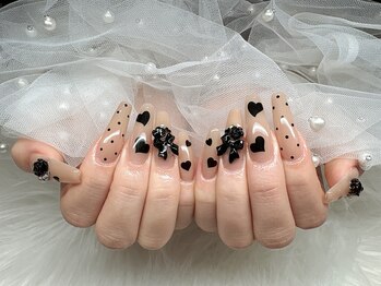 エムネイル(m nail)の写真/《ロングネイル映え抜群★》POPに可愛い海外風ゴテゴテパーツつけ放題◎パーツのお持ち込みもOK‥♪