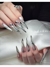 ディーエヌネイルサロン(d’n nailsalon)&nbsp;スタッフ MOKA