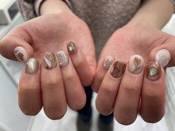 ボージュ バイ ルアナネイル(BeauJu by Luana Nail)/チューリップネイル