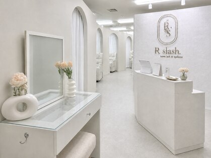 アールスラッシュ 岡山駅前店(R slash)の写真