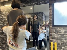 レガリス(REGALIS)/来店からの流れ～姿勢チェック～