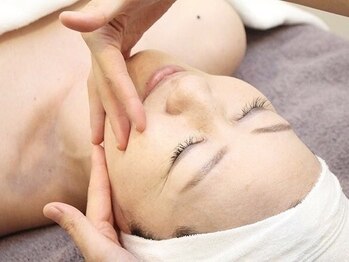 ハイナ 恵比寿店(Hi-Na)/恵比寿/フェイシャル/ブライダル