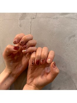 リルム(Relum)/ボルドーニュアンスネイル♪