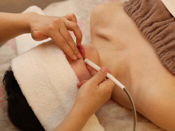 アール ピヴォワンヌ(R.pivoine)の写真/《電気脱毛体験10分¥3800》他店で効果を得られなかった方にも！ご納得いただけるまで徹底サポート★