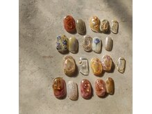 シルニー リム(Silny rim)/アシンメトリーニュアンスネイル