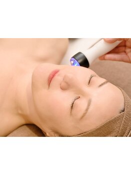 ホウレイ線・たるみ改善！予防ケア