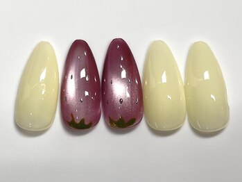 いちごネイル