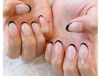 ネイルサロン ティフィン(tiffin)/~オーロラフレンチネイル~