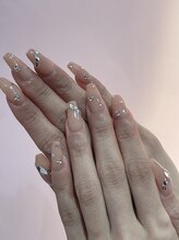 ランシル(Lancil)/キラキラネイル