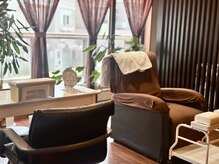 ループ フォーヘアー(Loop for hair)の雰囲気（自然光の心地よい空間♪駐車場有り）