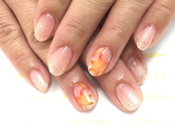 ネイルサロン コアラちゃん/紅葉ネイル