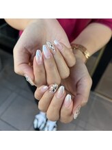 トータルサロン 白べぇーっ プラス/ミラーでクリスマスネイル