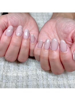 リッシュ トロワ(RICHE trois)/上品グレージュワンカラー