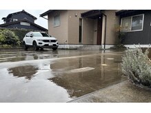 ロクシー 金沢/ロクシー金沢駐車場、広々3台