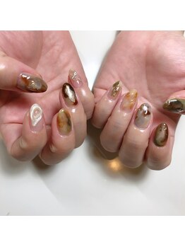 ネイルルーム オルポノ(Olupono)/穏やかカラーのニュアンスネイル