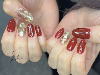 シー(SHE)/ボルドーネイル
