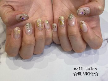 ブライダルネイル