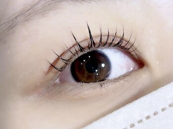 シェリエ(Cherie)の写真/[まつ毛パーマ☆セラムラッシュリフト¥4300]ダメージレスパーマでグッと立ち上げ憧れのパッチリ目元に!!