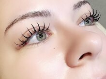 クレビア(CreBiA)/まつエク/Lカール/伊藤ゆいな