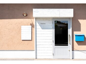 スーリール(sourire)/美容室sourire