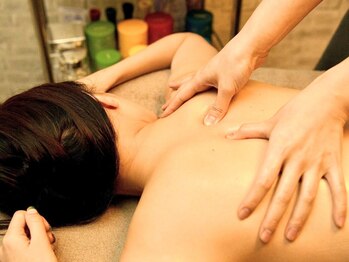 カルナ(CARNA)/オイルマッサージ