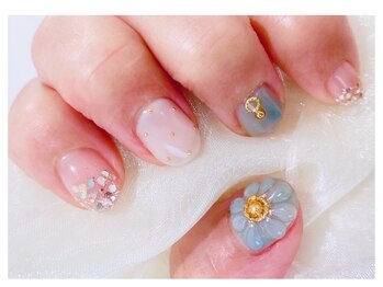 ぷっくりフラワーネイル