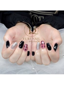 ユリナリタ(YuRi Narita)/