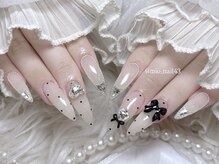 リンドネイル バイ モカ アンド ララ(Lind nail by moca and LaLa)/【mio】ドットネイル